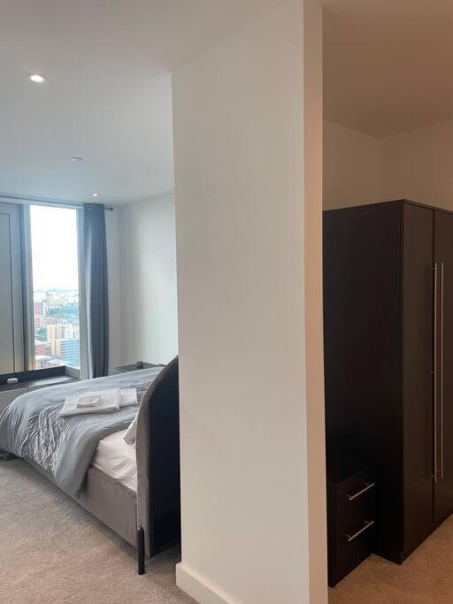Luxury 2 Bedroom Apartment Manchester City Centre Екстериор снимка