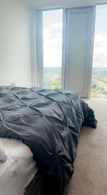 Luxury 2 Bedroom Apartment Manchester City Centre Екстериор снимка